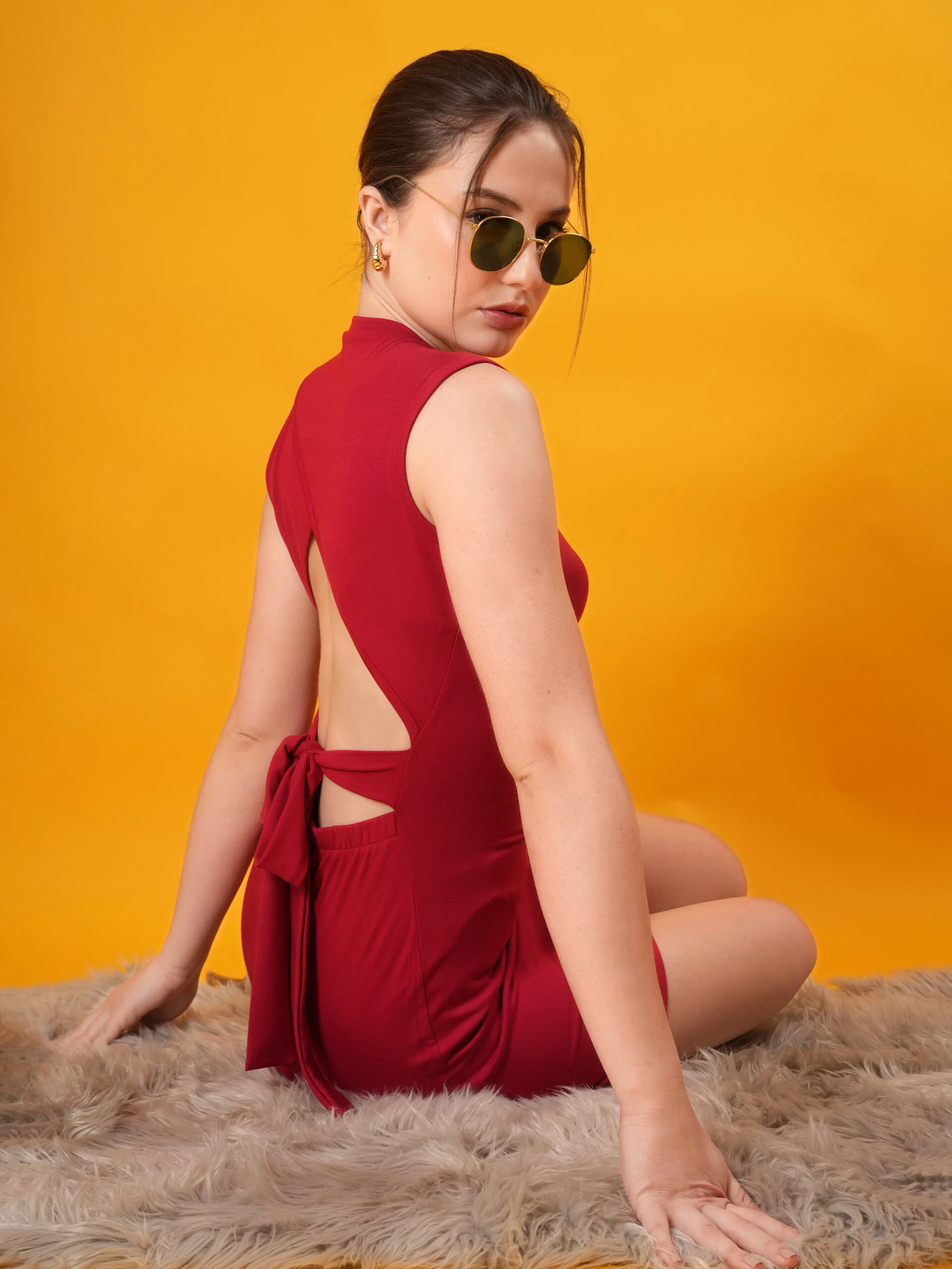 Clobug Cherry Red Back Detail Bodycon Dress - Image 3