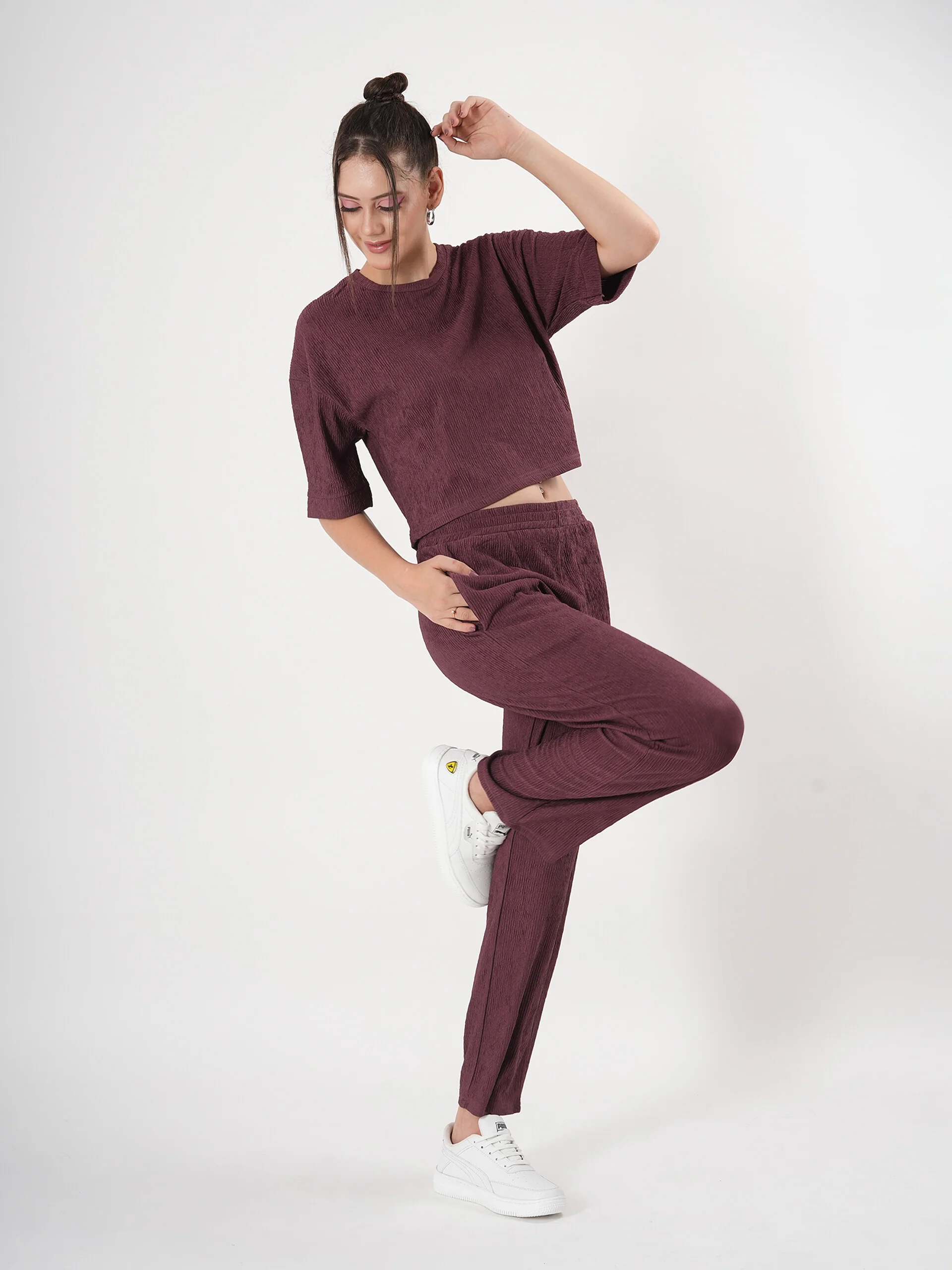 Clobug Crinkle co ord set with Round Neck & Half Sleeve - Image 3