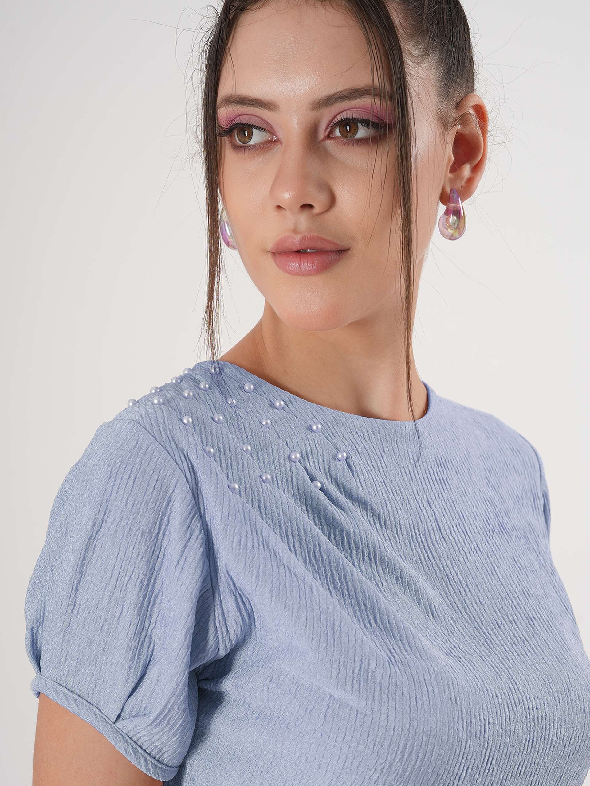 Clobug Puff Sleeve Beige Pleated Midi Dress With Round Neck - Image 11