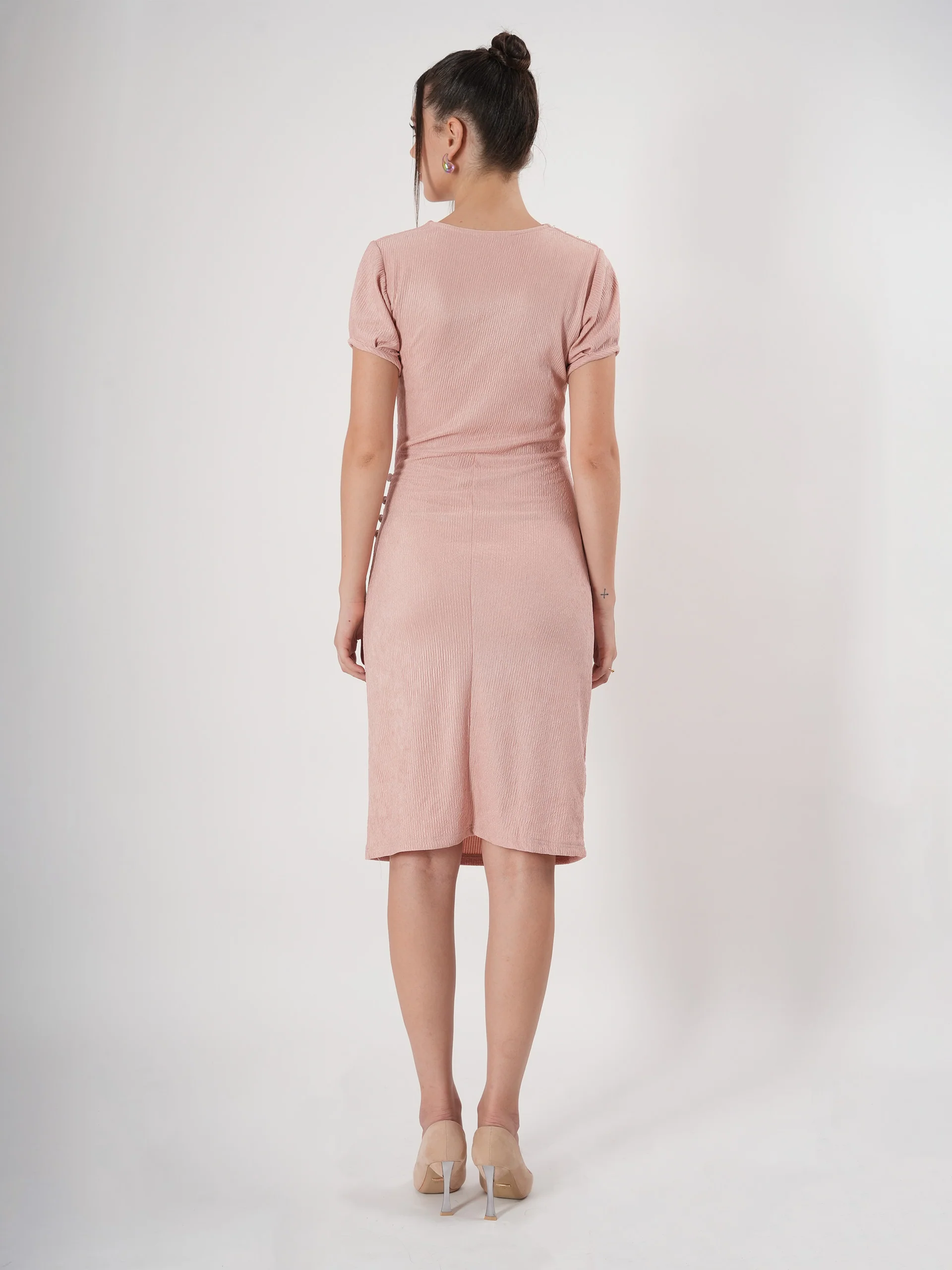 Clobug Puff Sleeve Beige Pleated Midi Dress With Round Neck - Image 4