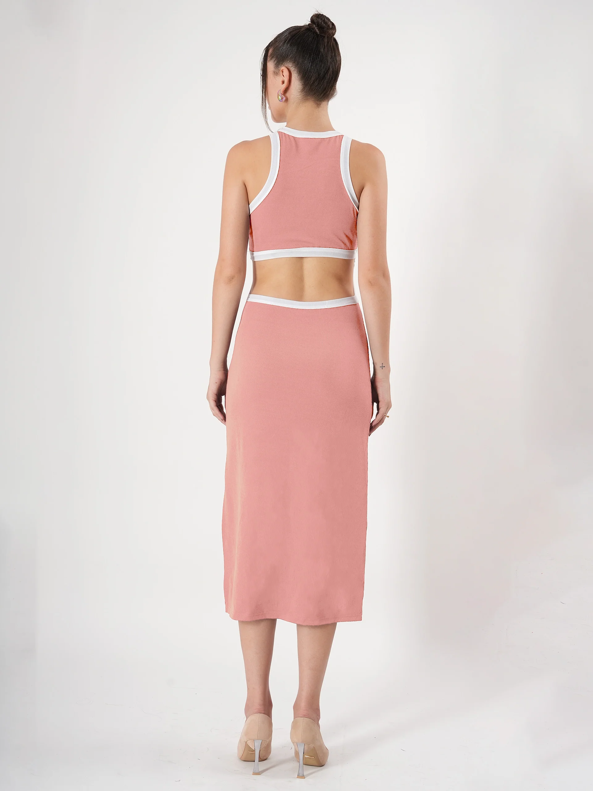 Clobug Sleeveless Midi Dress With Round Neck Back Detail - Image 27