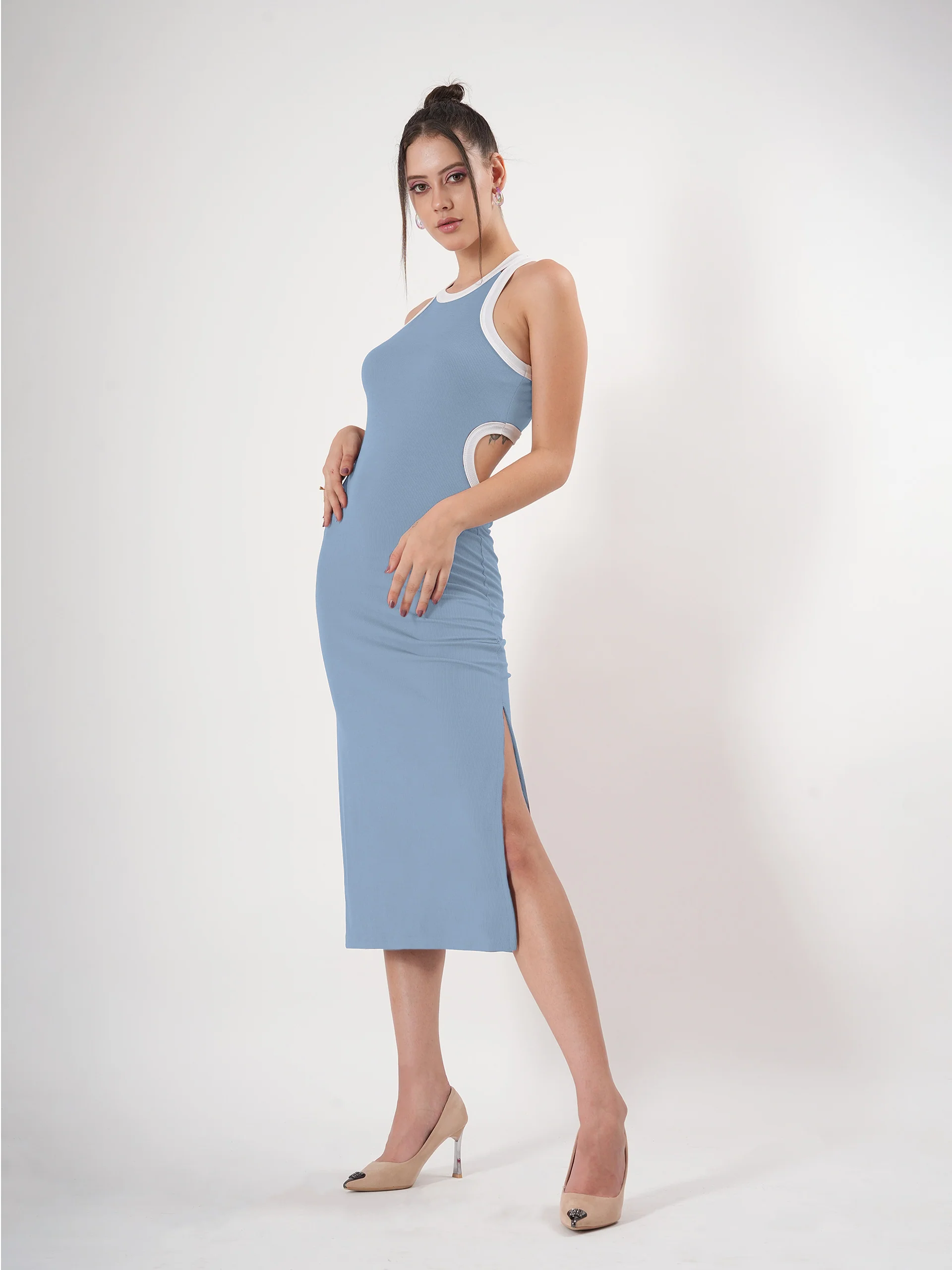 Clobug Sleeveless Midi Dress With Round Neck Back Detail - Image 32