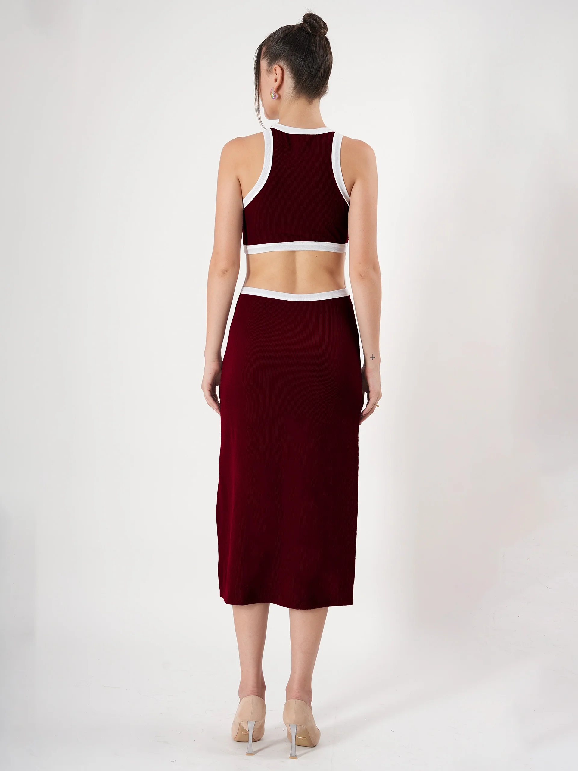 Clobug Sleeveless Midi Dress With Round Neck Back Detail - Image 44