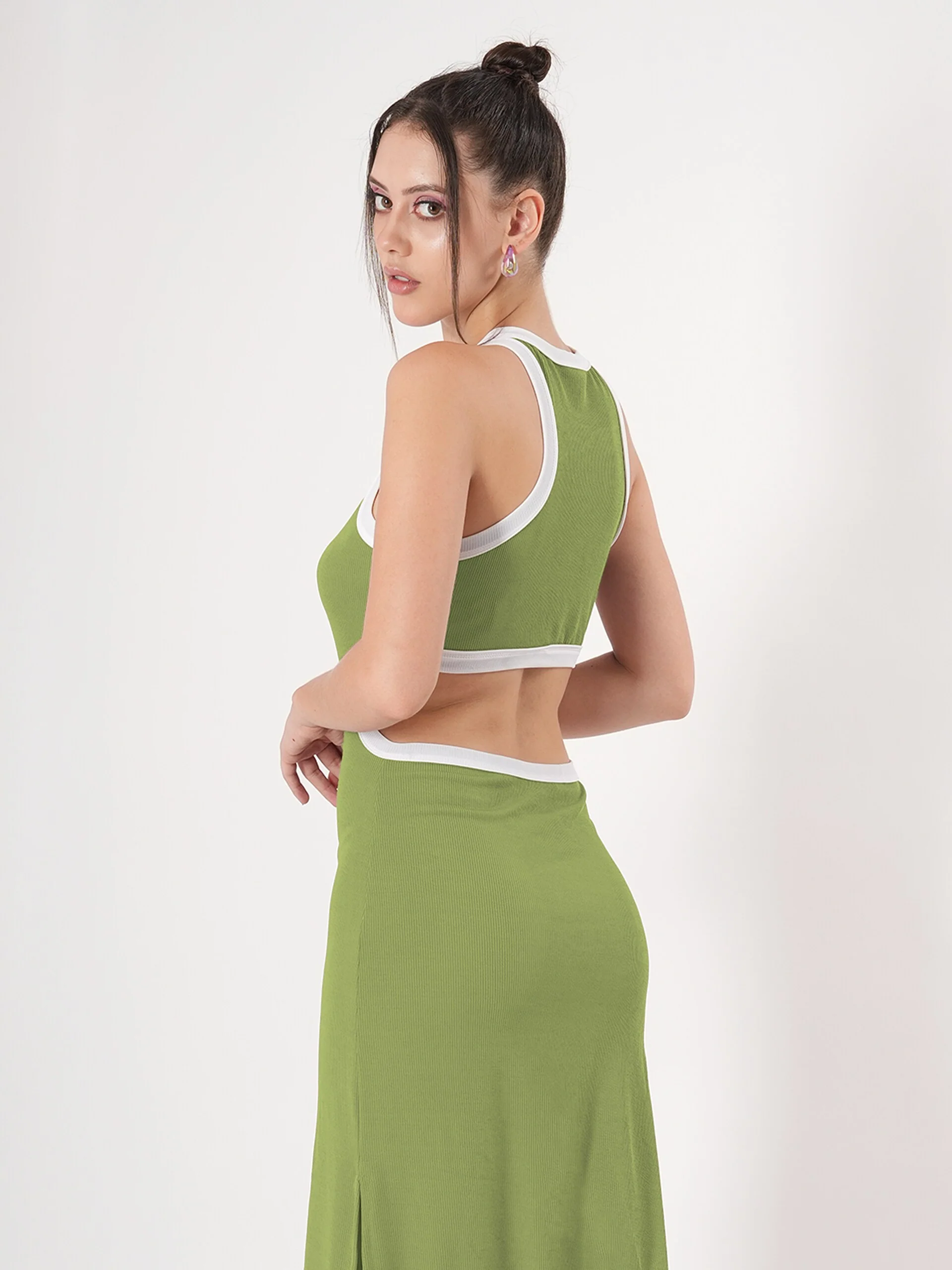 Clobug Sleeveless Midi Dress With Round Neck Back Detail - Image 64