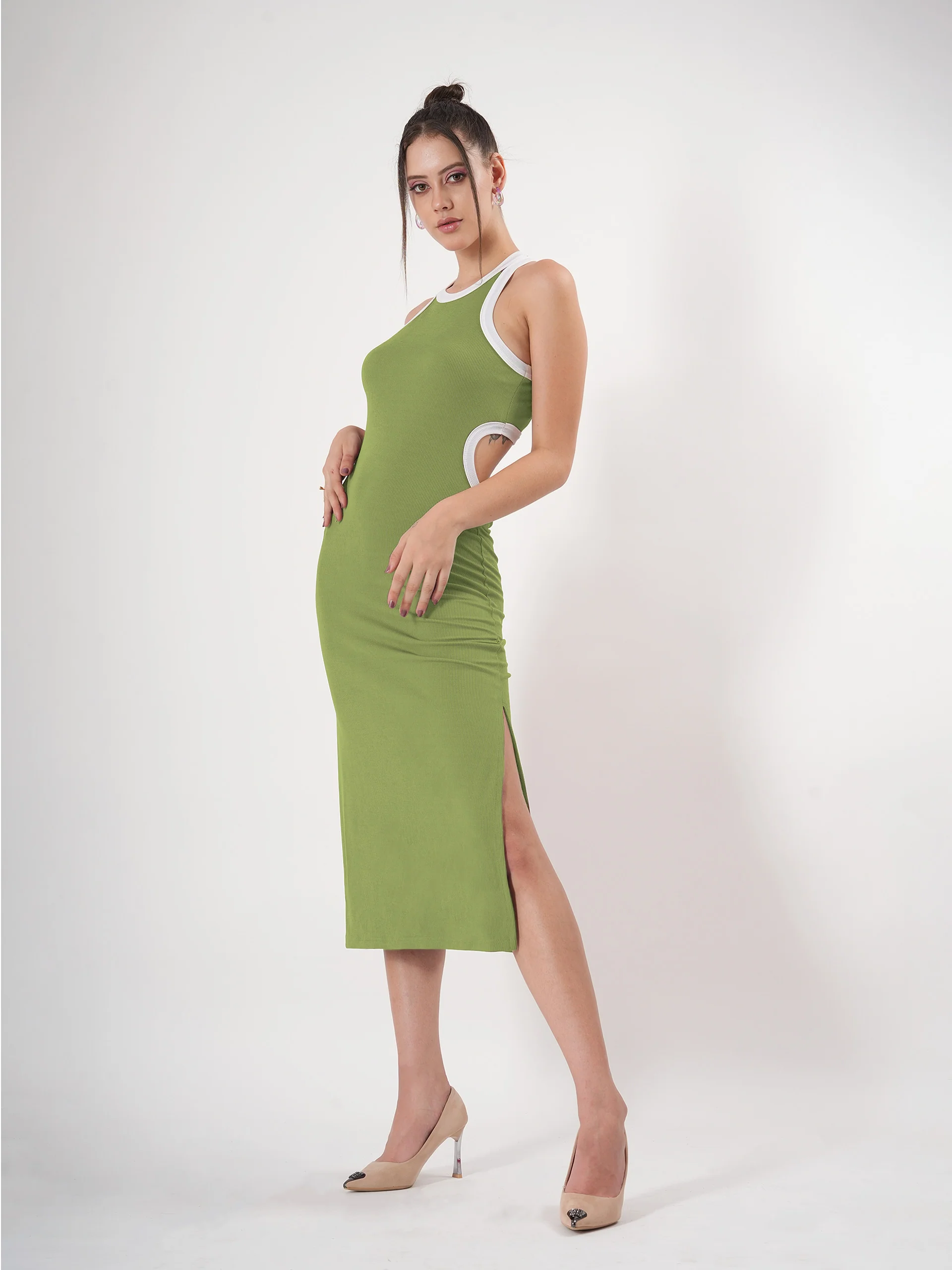 Clobug Sleeveless Midi Dress With Round Neck Back Detail - Image 65