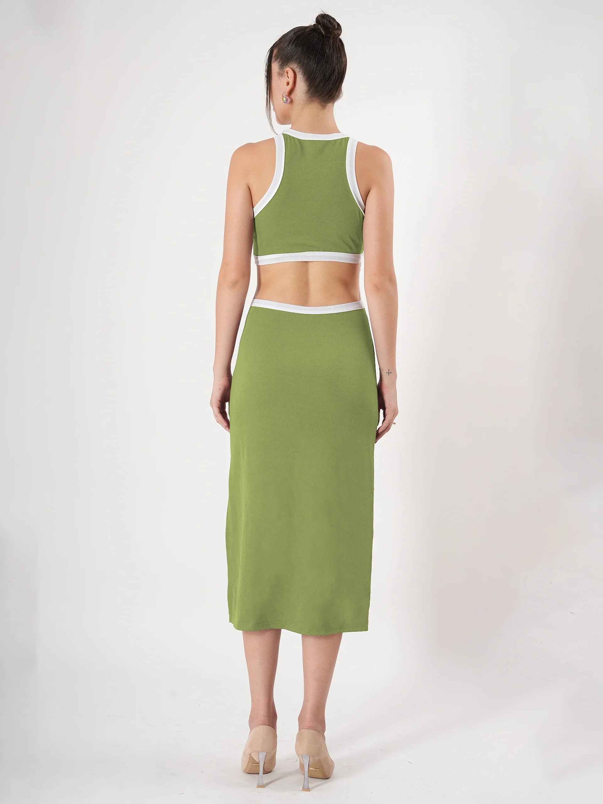 Clobug Sleeveless Midi Dress With Round Neck Back Detail - Image 67