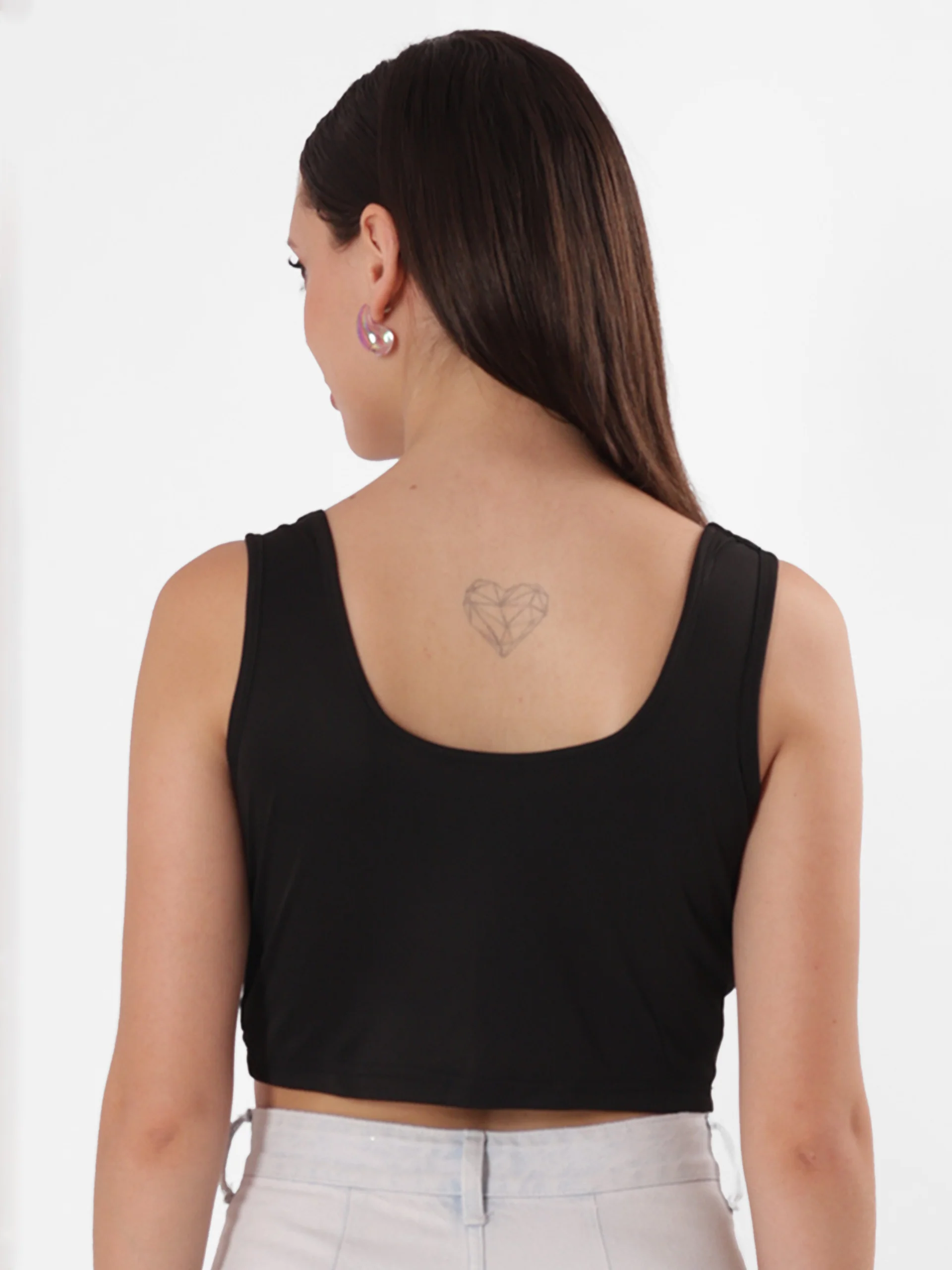 Solid Black Twist Sleeveless Crop Top - Image 5