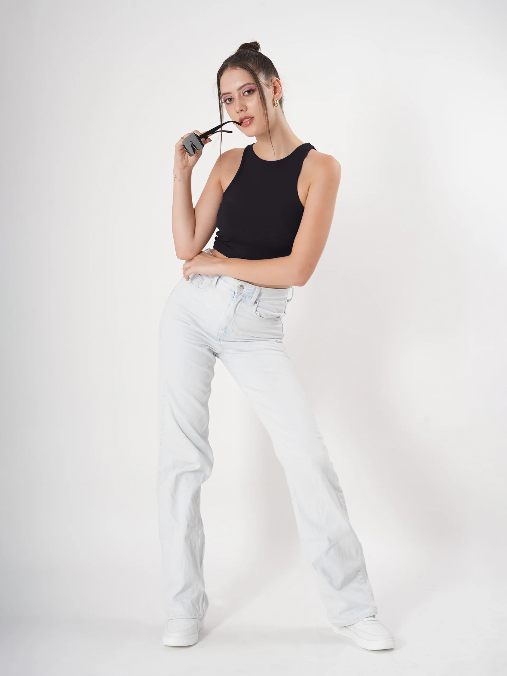 Clobug Solid Ribbed Sleeveless Crop Tank Top - Image 5