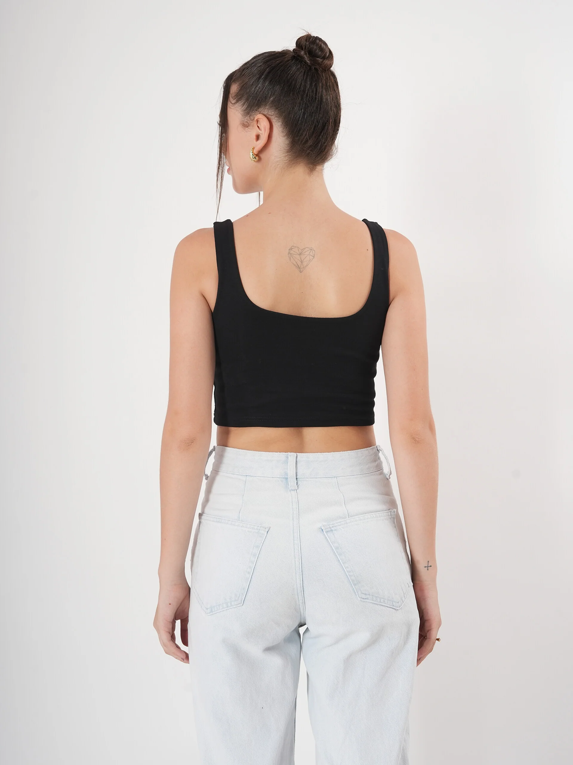 Solid Ribbed Sleeveless Square Neck Crop Top - Image 15