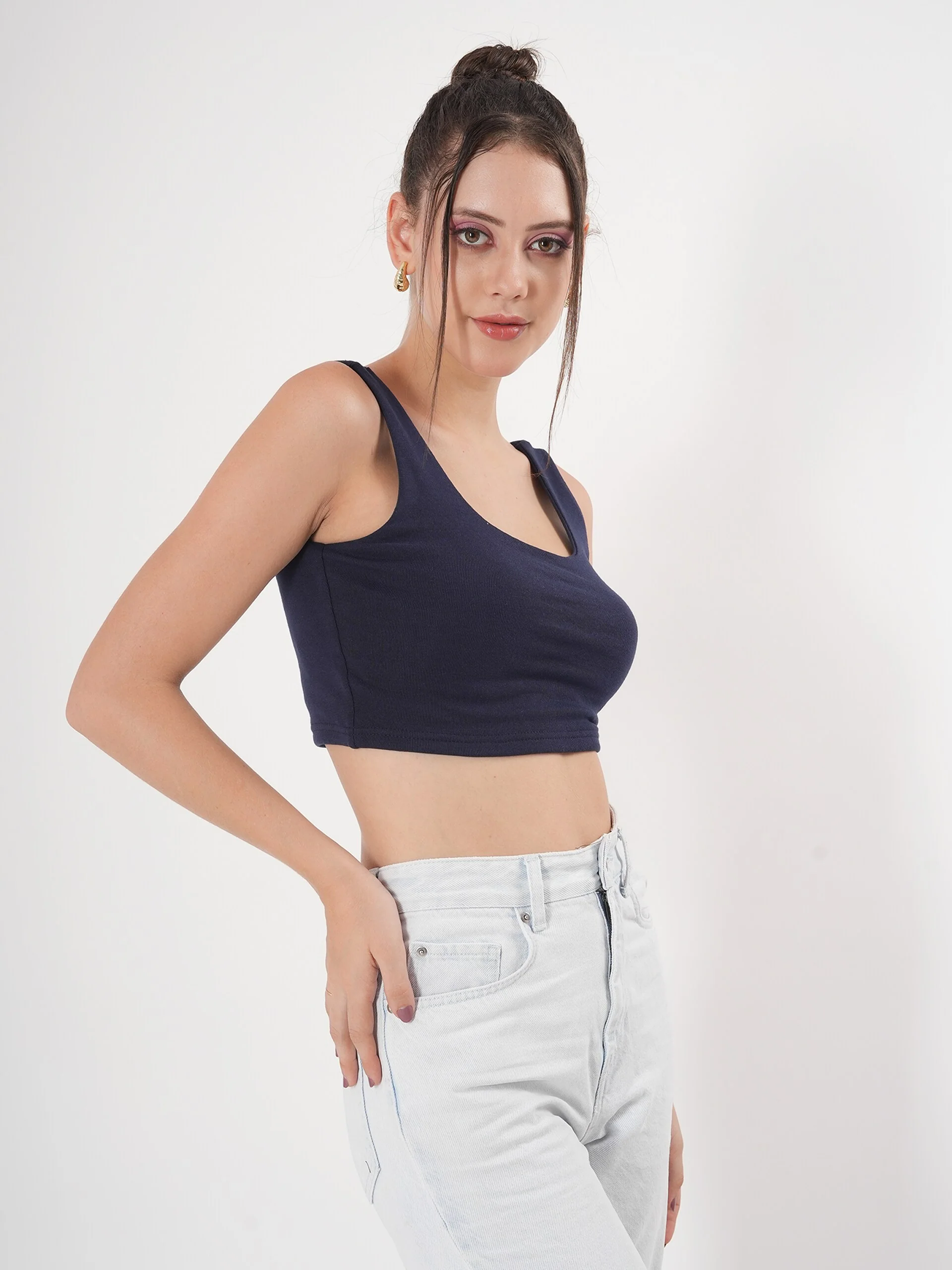 Solid Ribbed Sleeveless Square Neck Crop Top - Image 6