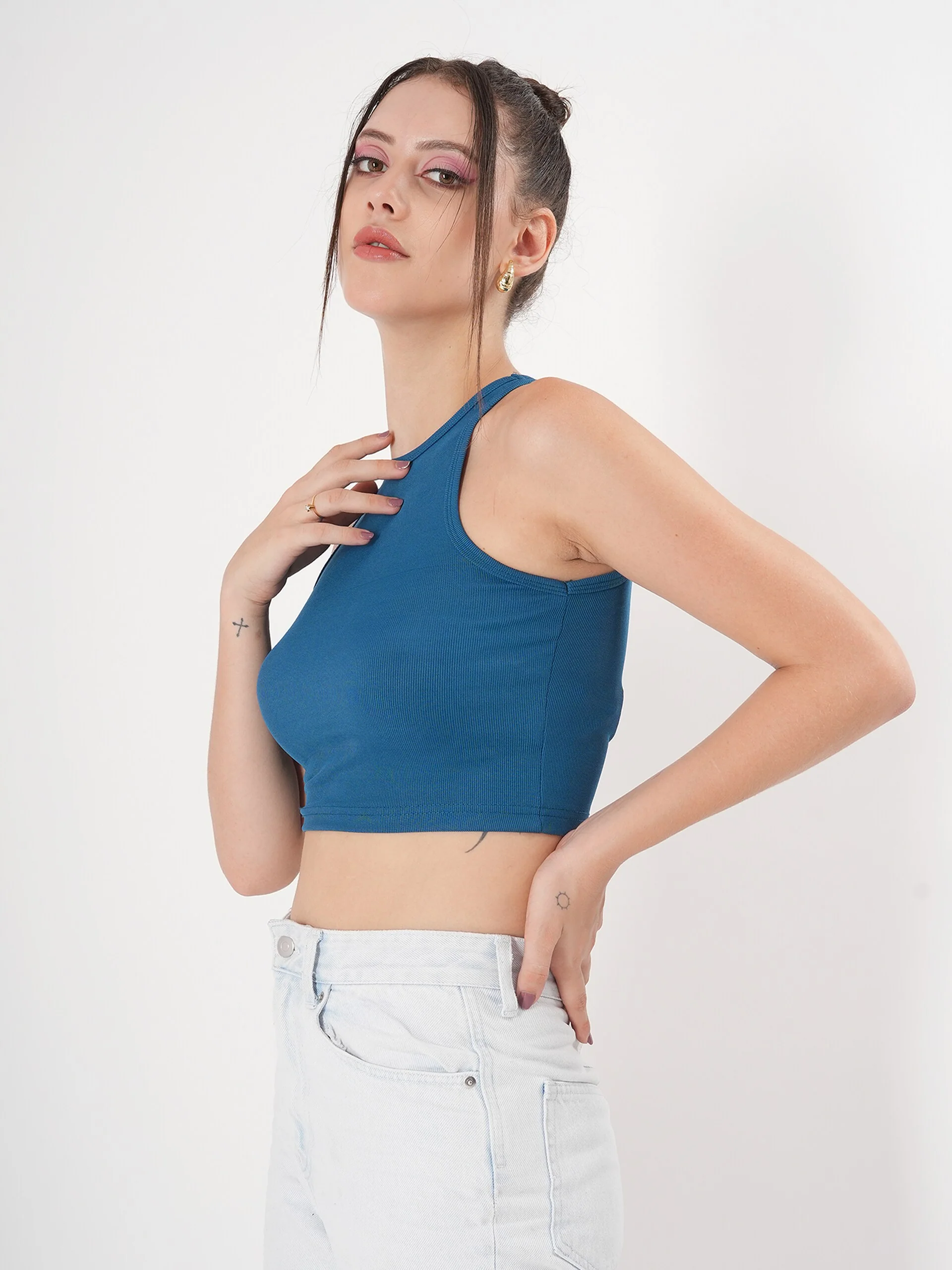 Solid Blue Sleeveless Crop Tank Top - Image 3