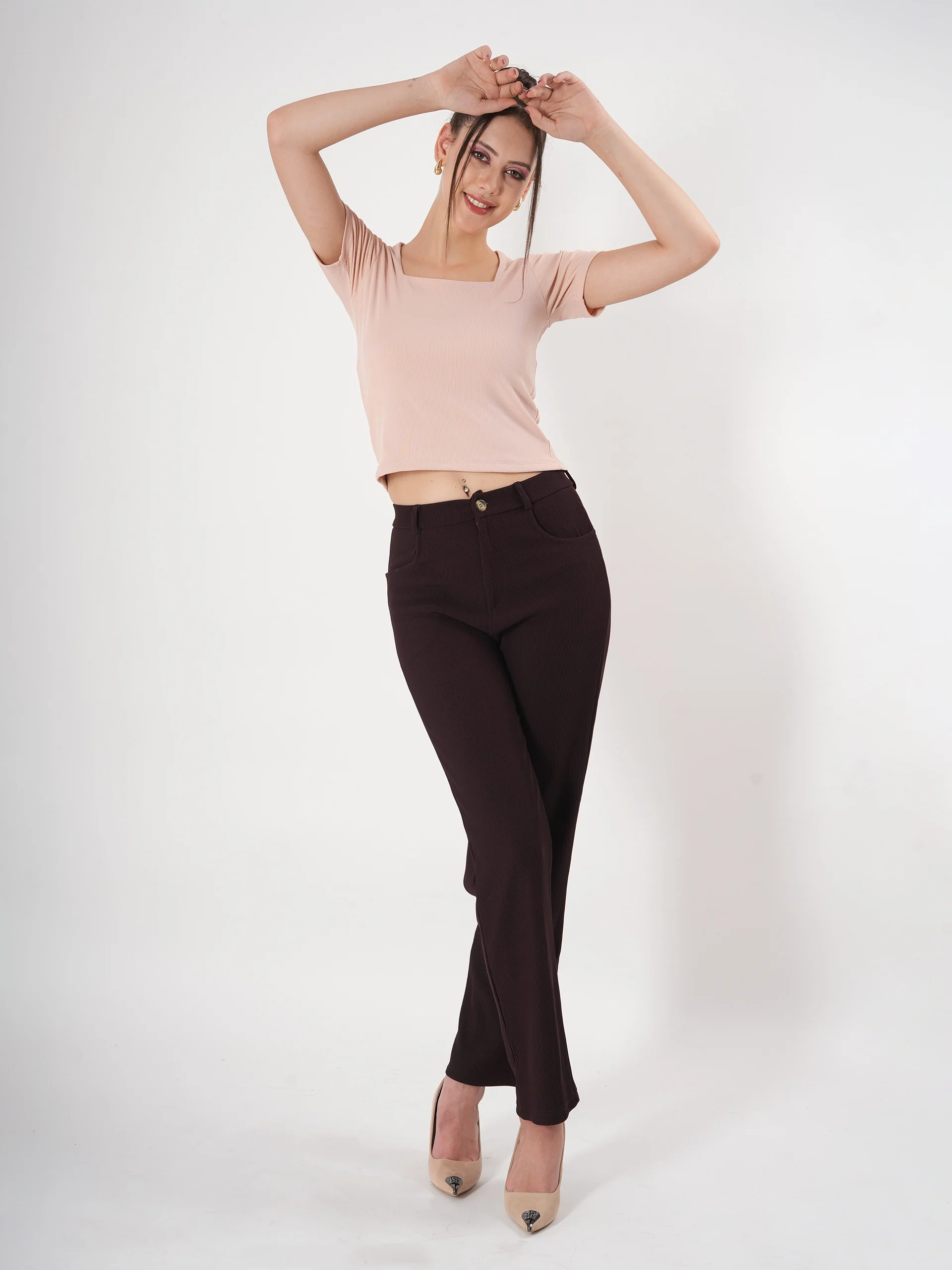 Clobug Solid Square Neck Half Sleeve Fitted Top - Image 4