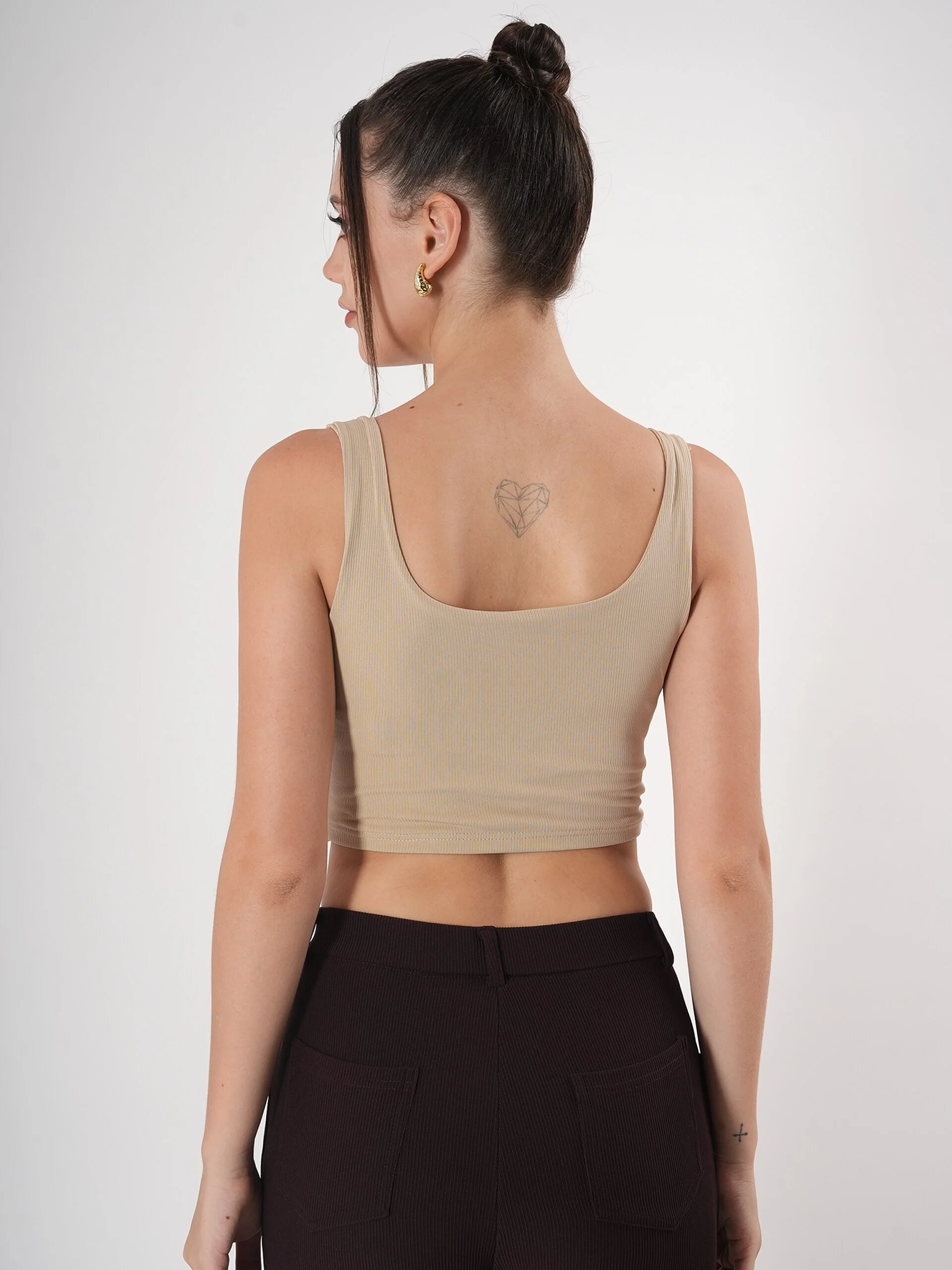 Clobug Solid Square Neck Sleeveless Body Fitted Crop Top - Image 15