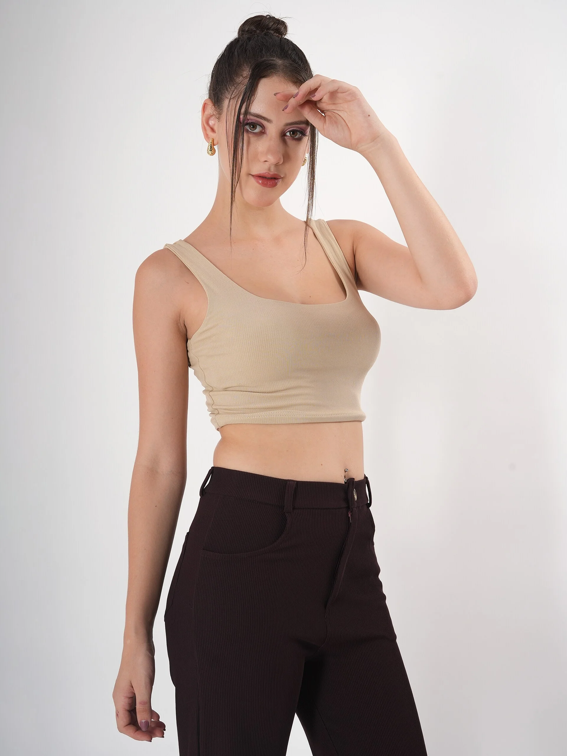 Clobug Solid Square Neck Sleeveless Body Fitted Crop Top - Image 18