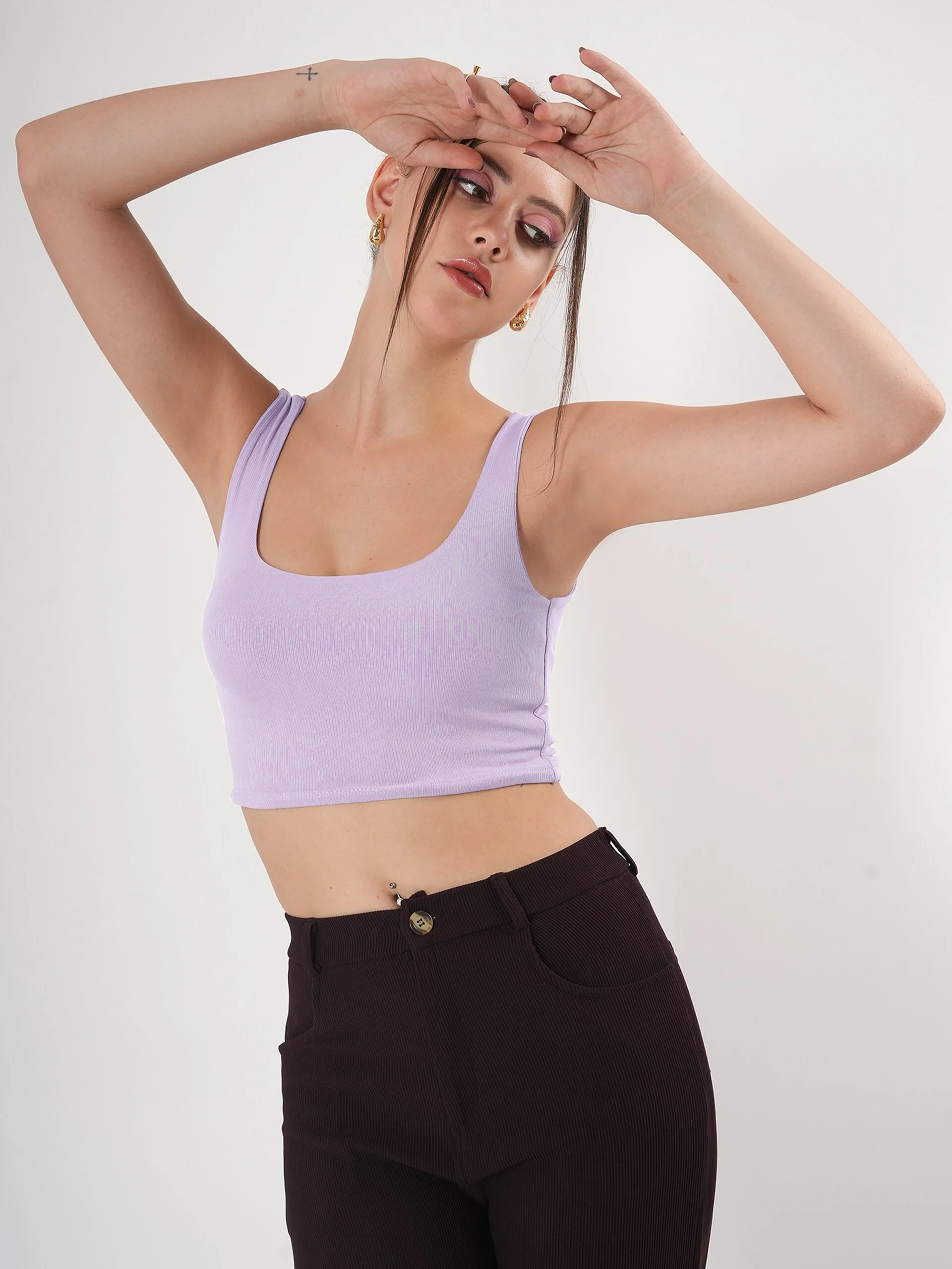 Clobug Solid Square Neck Sleeveless Body Fitted Crop Top - Image 7