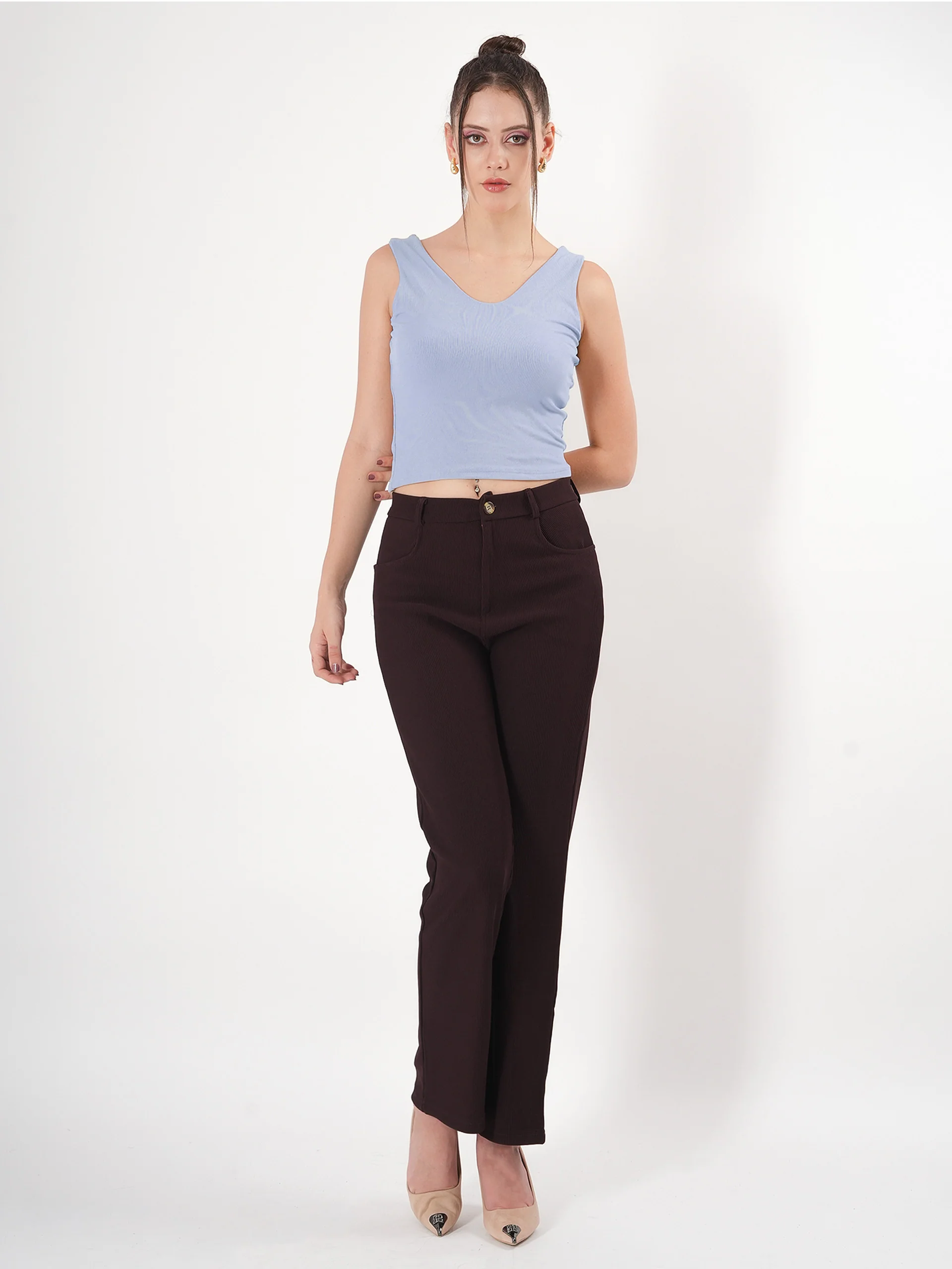 Solid V Neck Sleeveless Fitted Crop Top For Women - Image 20