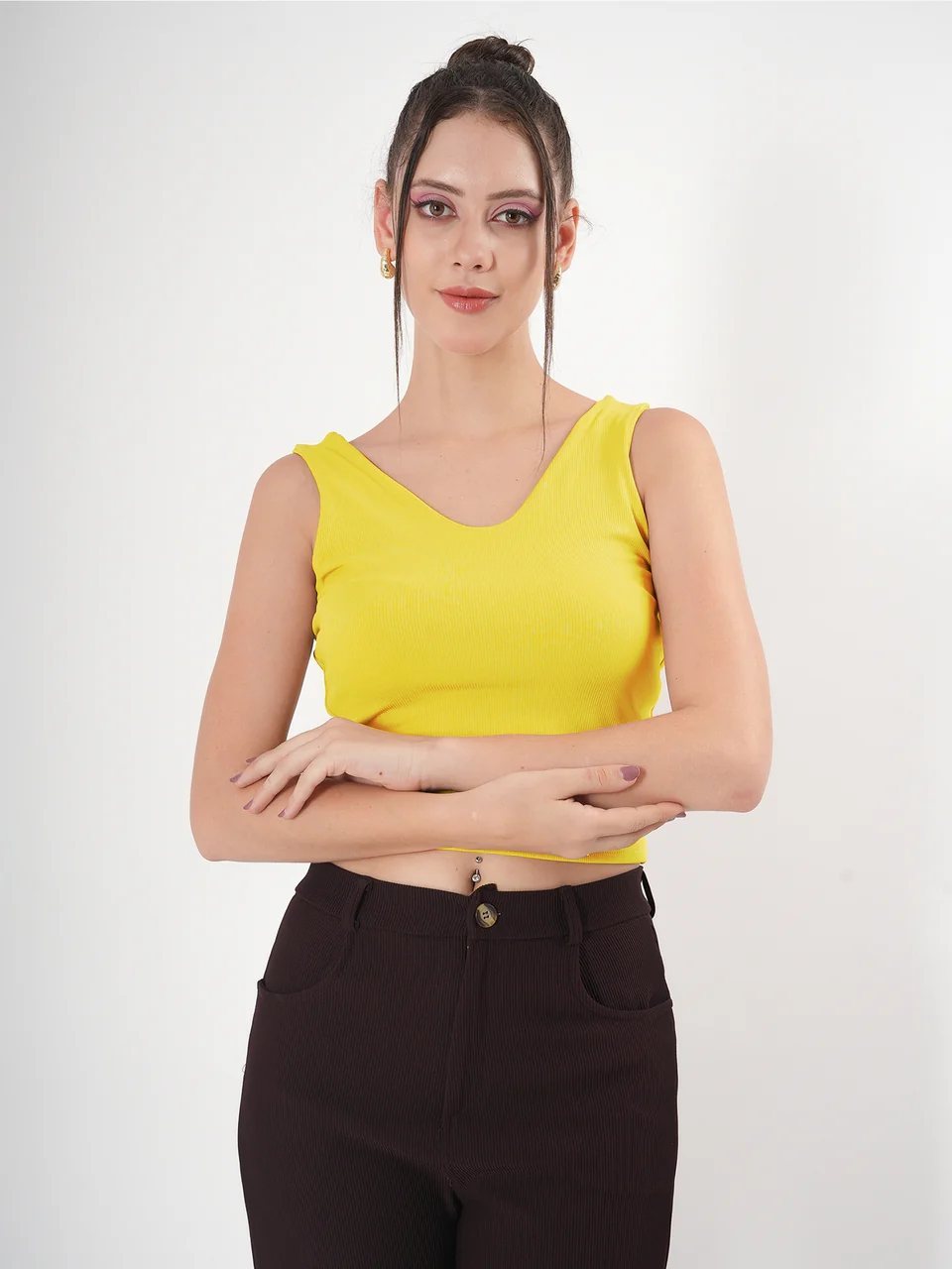Solid V Neck Sleeveless Fitted Crop Top For Women - Image 34