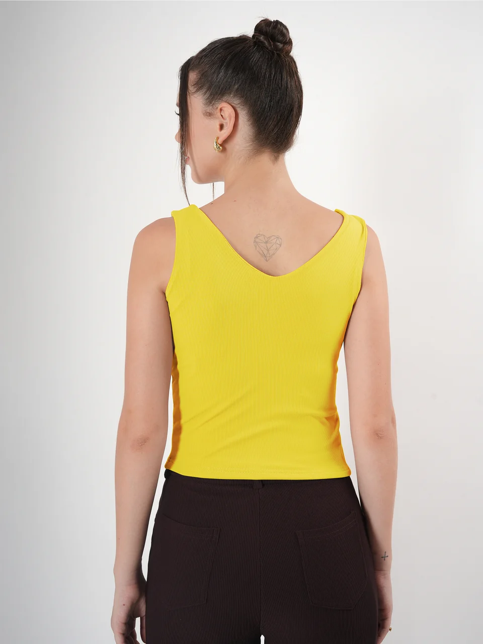 Solid V Neck Sleeveless Fitted Crop Top For Women - Image 36