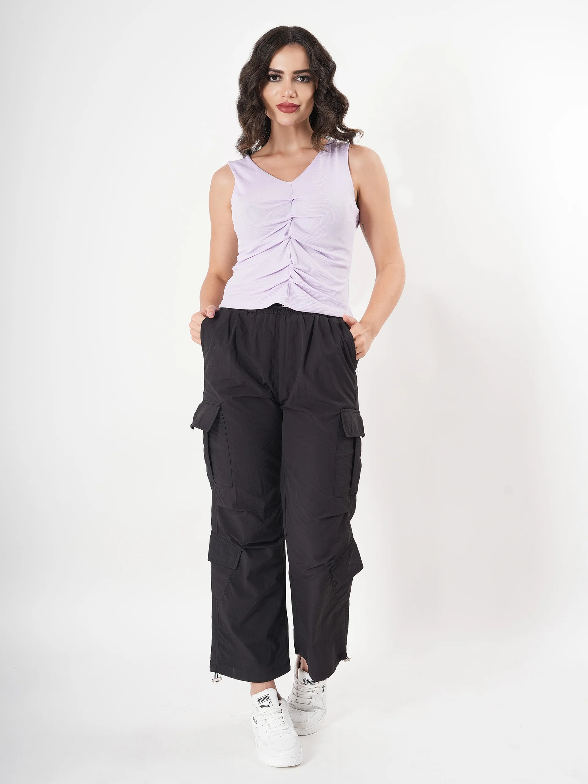 Solid V Neck Sleeveless Pleated Semi Crop Top - Image 4