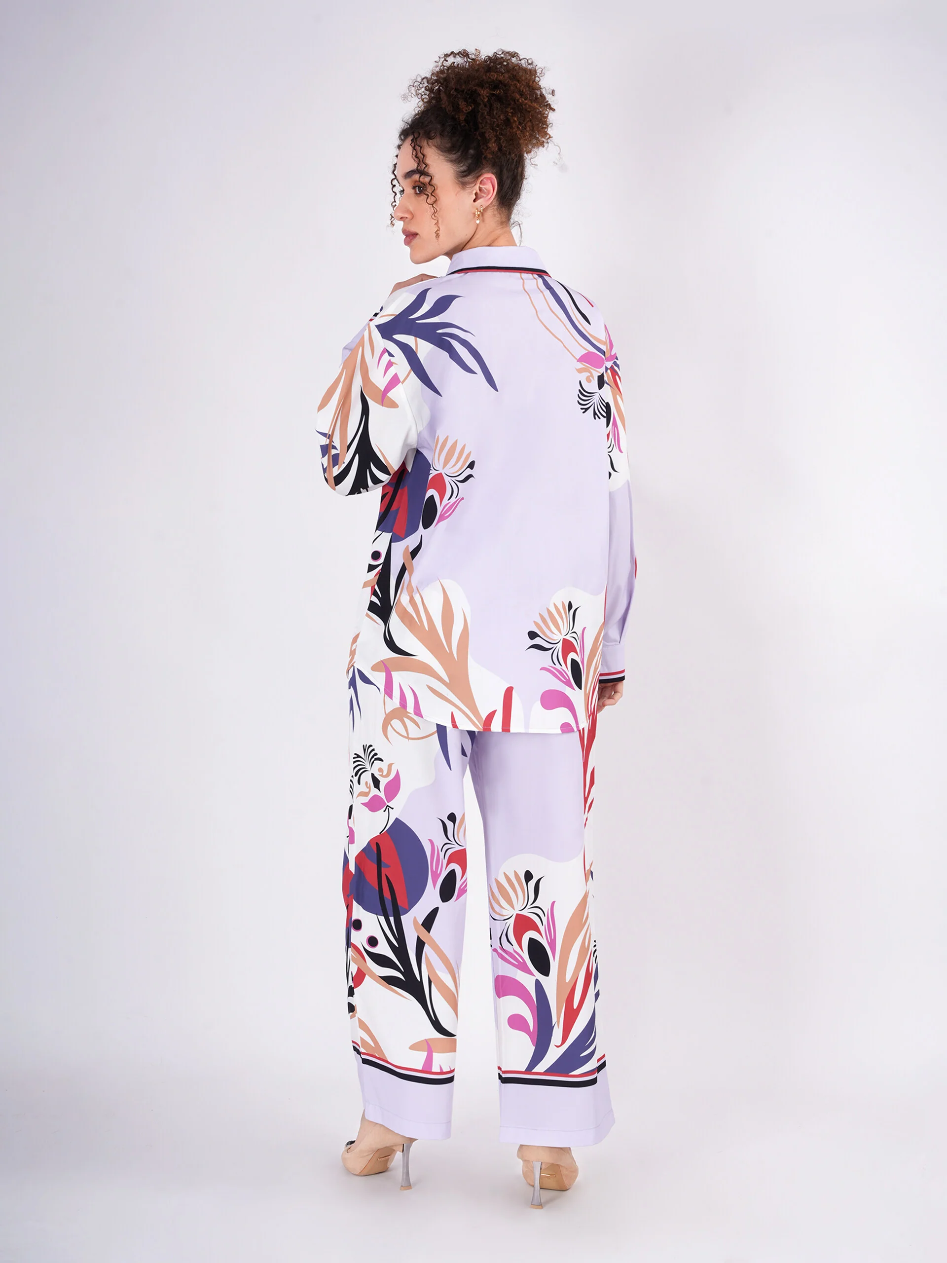 Clobug White Abstract Print co ord set - Image 6